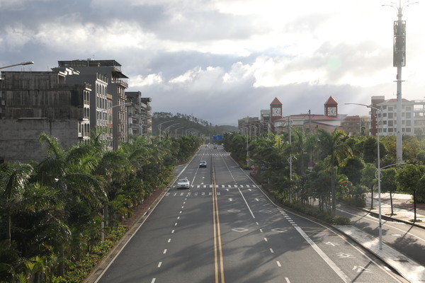 全国钢材市场价格窄幅震荡运行